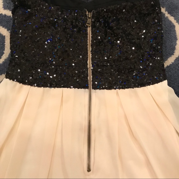 NWT TFNC London Party Dress - Picture 4 of 7